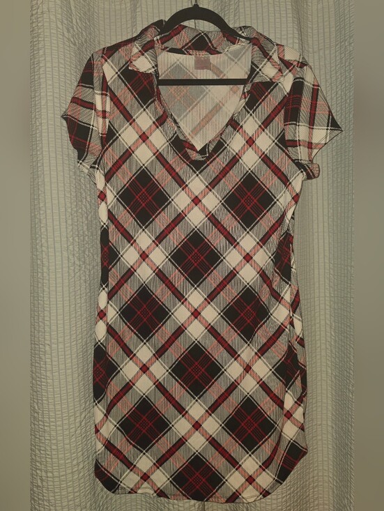 No Boundaries Dresses & Skirts - No Boundaries Black White & Red Plaid Dress